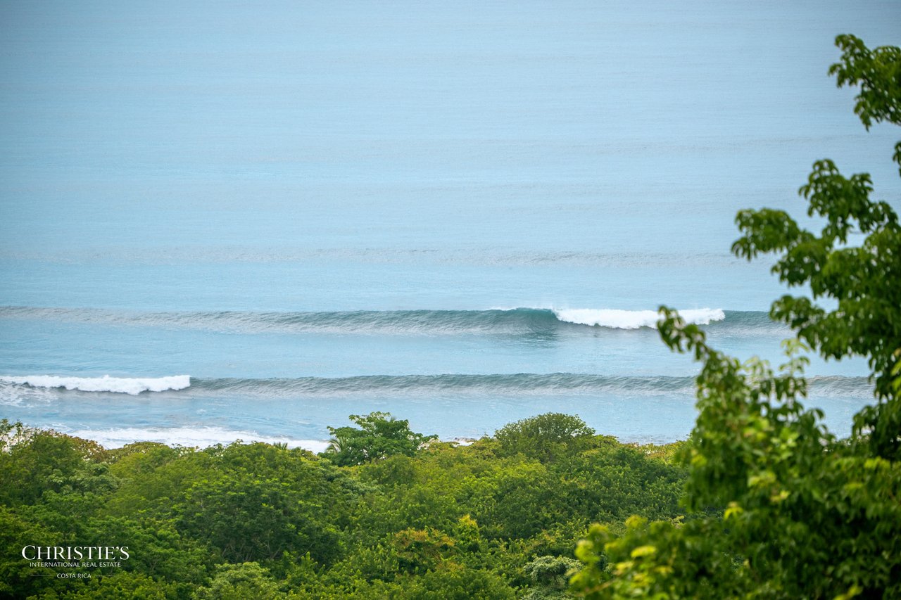 Santa Teresa Town – Heart Hillside