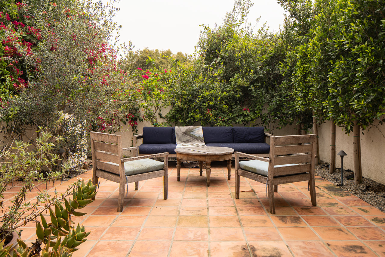 6435 Zumirez Dr Unit: 8, Malibu