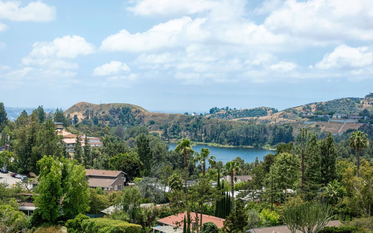 Hollywood Hills