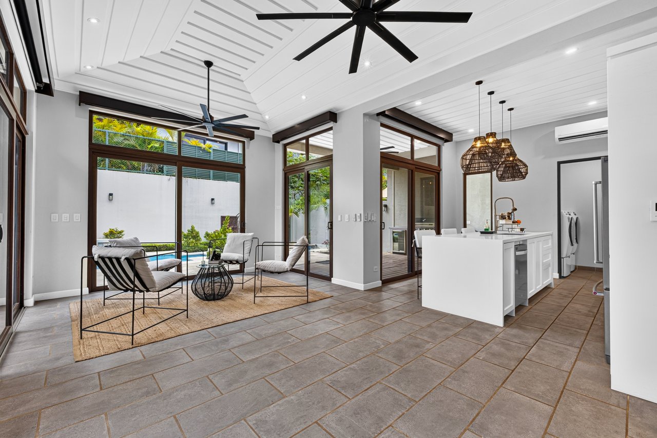 Casa Arcana | Luxury 3BR Condo with Private Pool in Tamarindo Parks | Walk to Beach