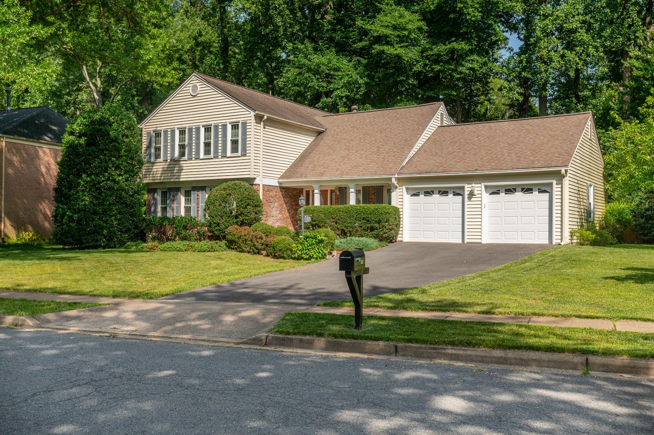9606 Whitecedar Ct