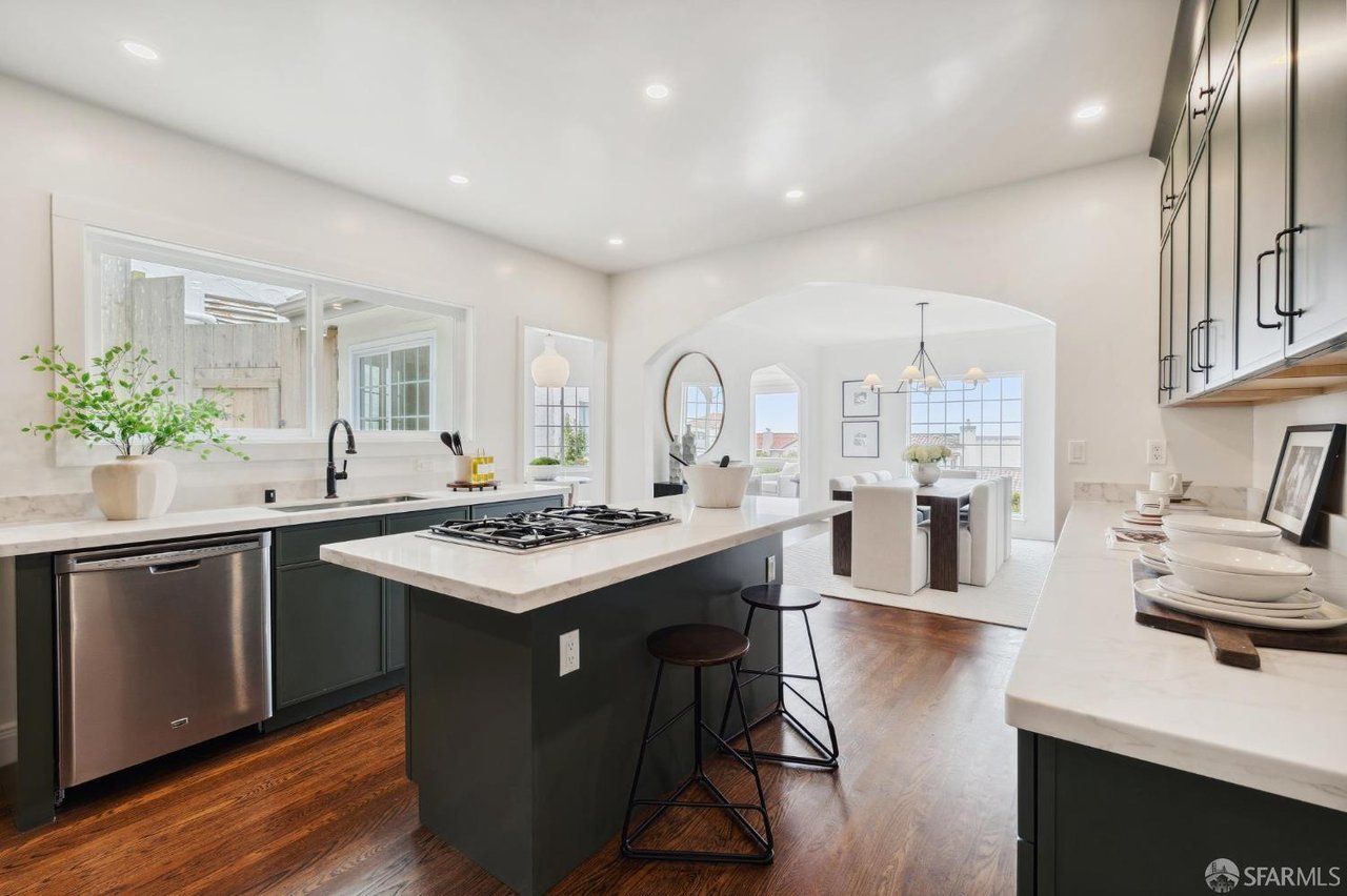 1380 Monterey Boulevard