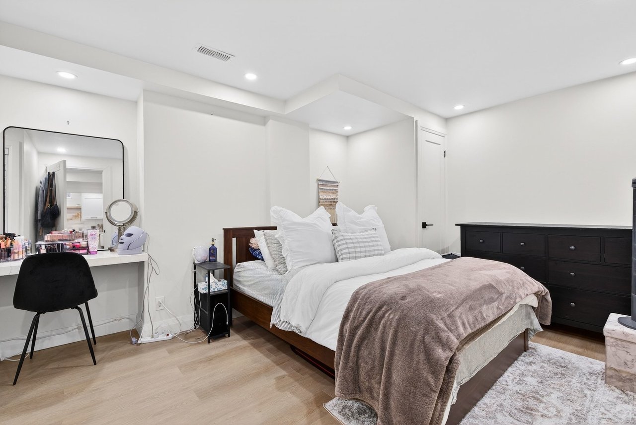 Curated Waterdown Elegance