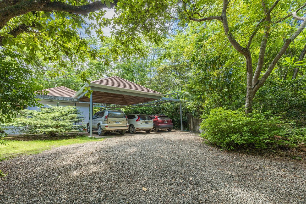 Sustainable Solar Powered Home, Tamarindo, Guanacaste