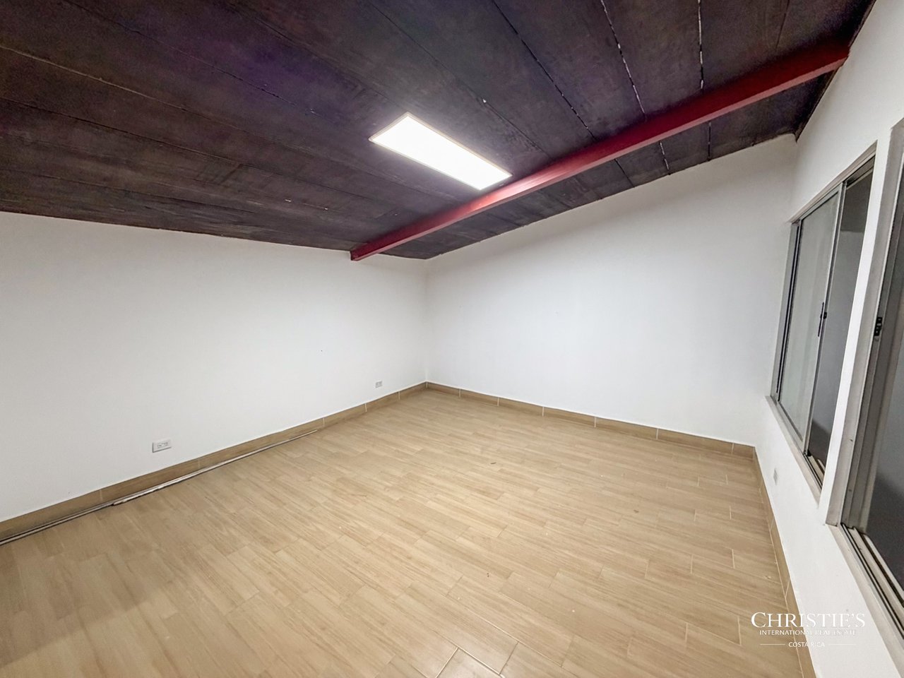 El Moro | Prime Commercial Investment Opportunity in Tamarindo