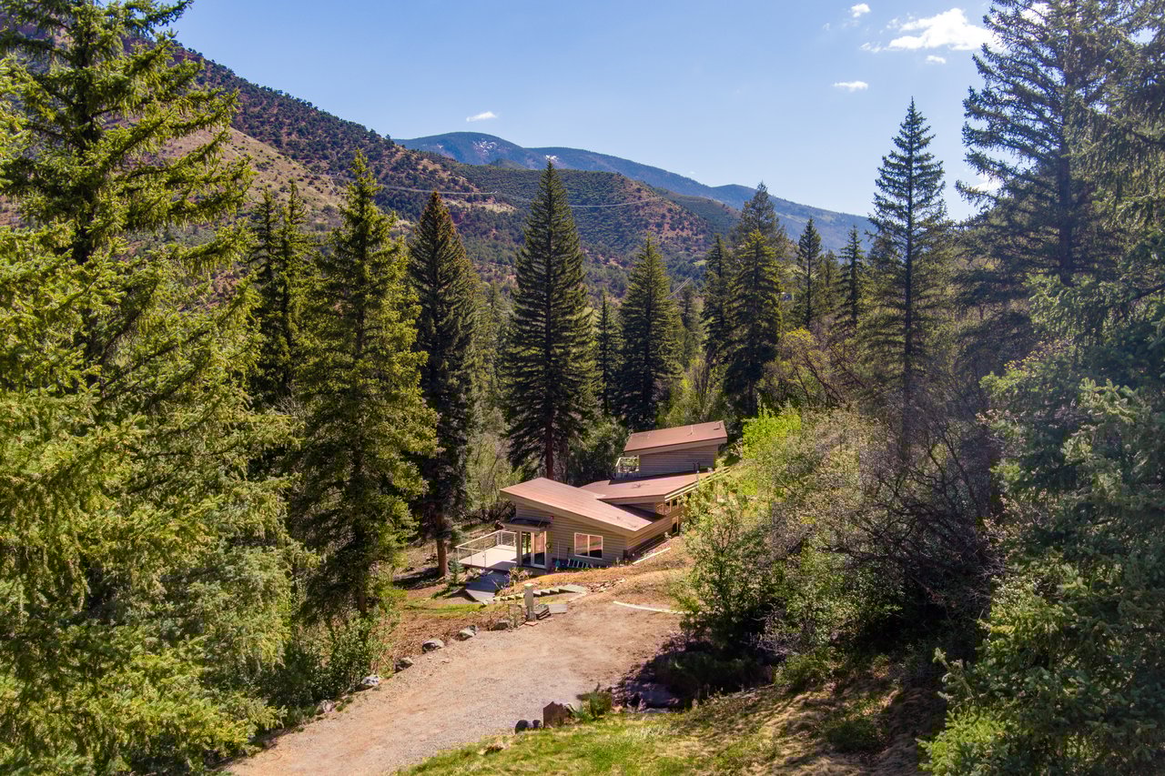 Colorado Lifestyle Awaits