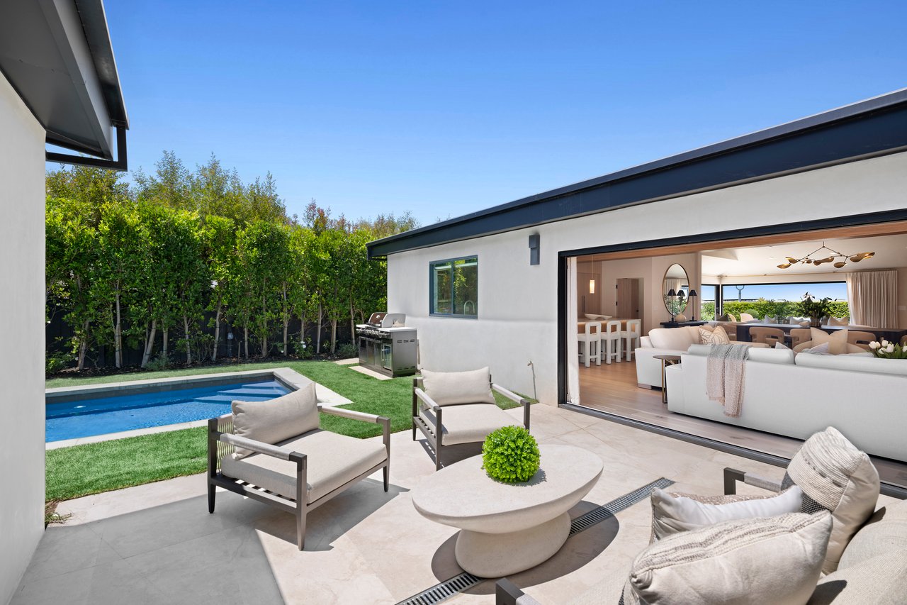 1120 White Sails Way