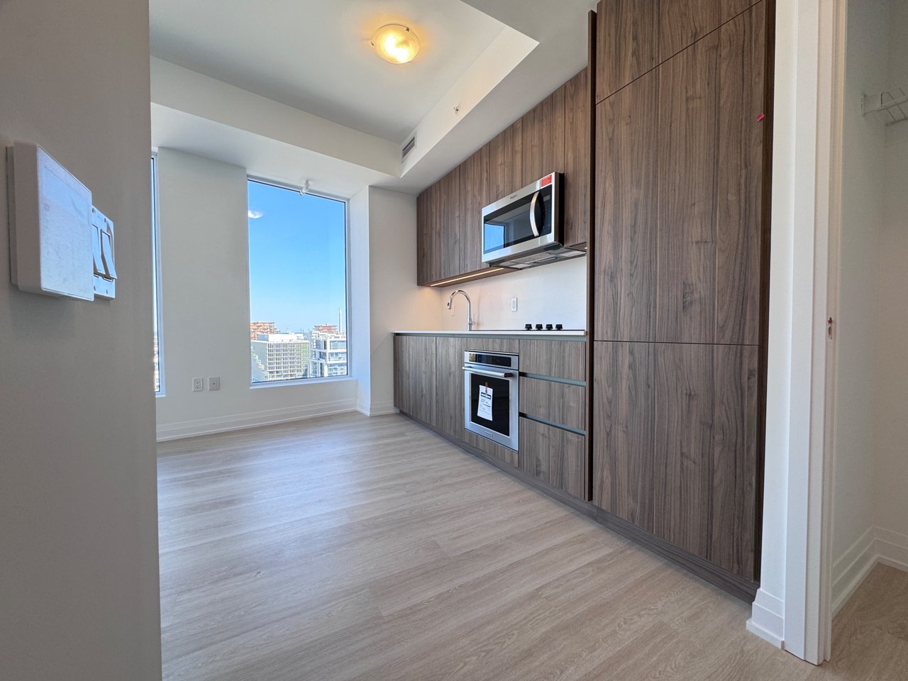 15 Richardson Street Unit: 1705