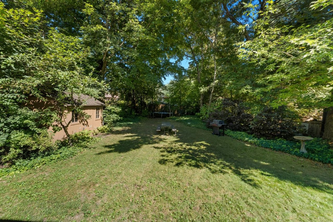 1229 Welwyn Dr