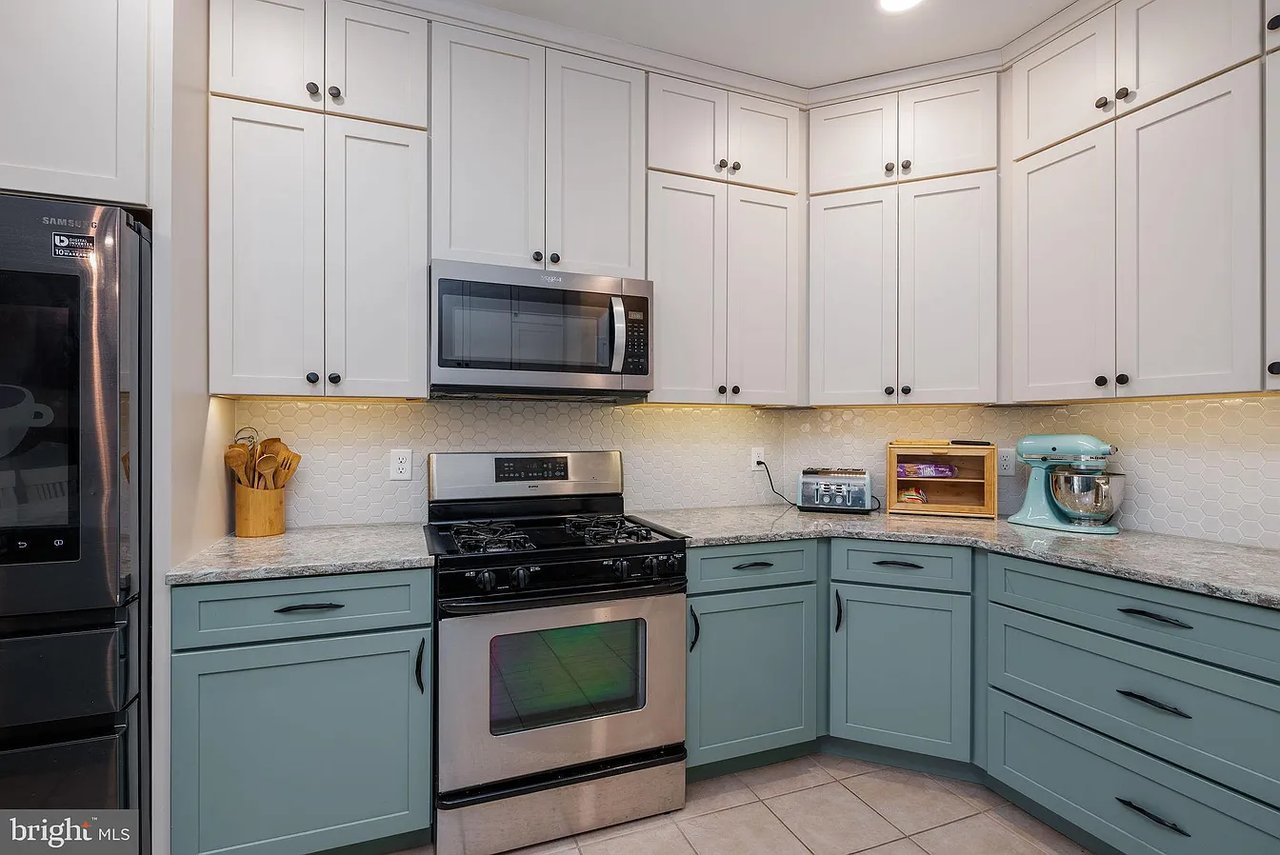 16408 Winding River Dr