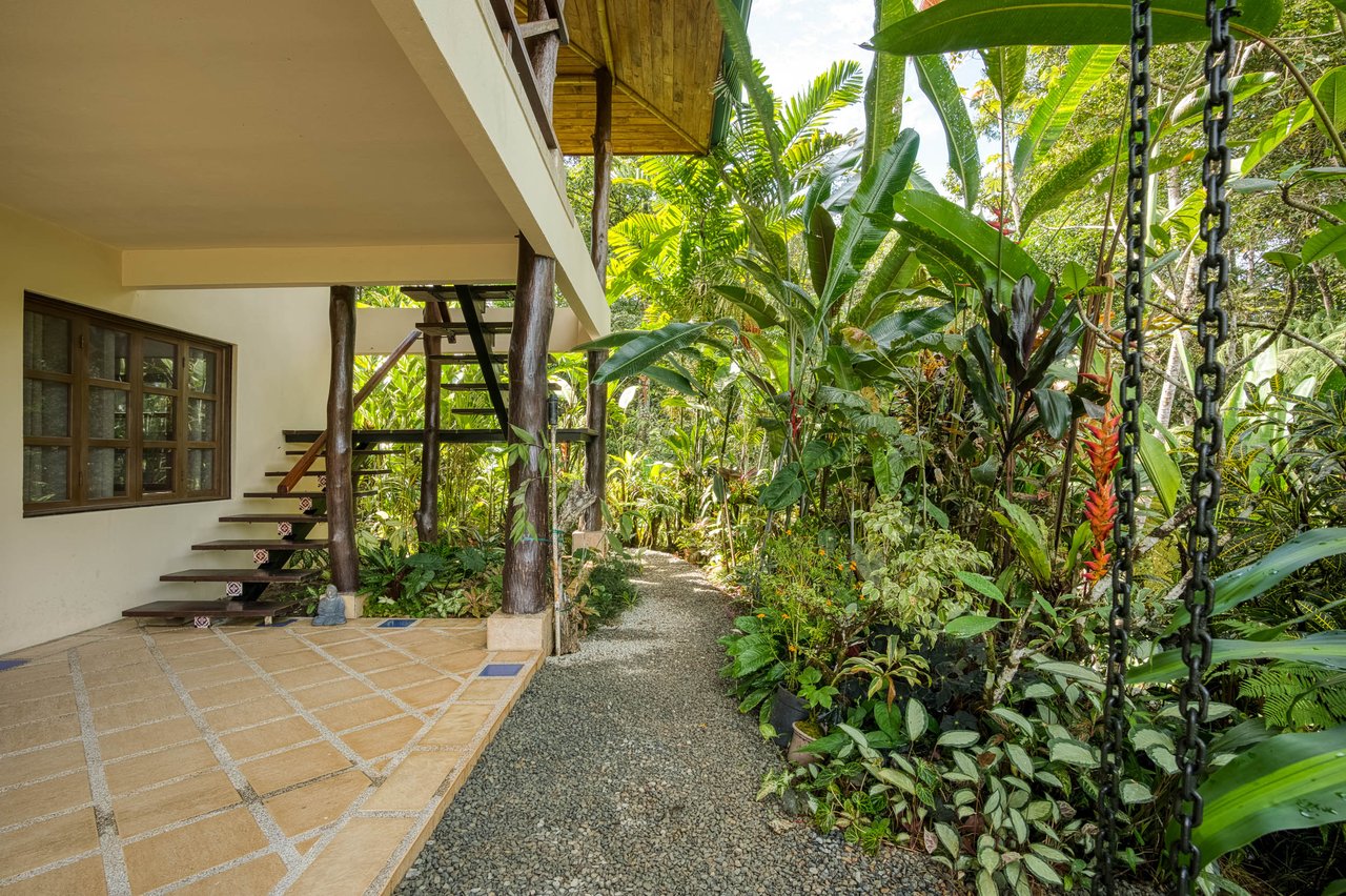 SECLUDED HOME AND EXTRA LOT WITH EASY ACCESS IN PLATANILLO