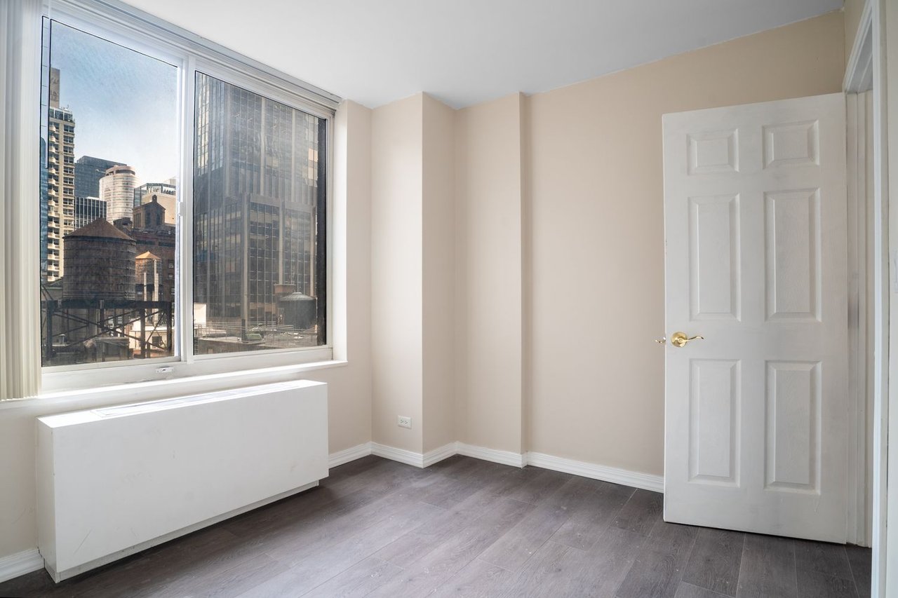 145 East 48th Street, Unit 12B