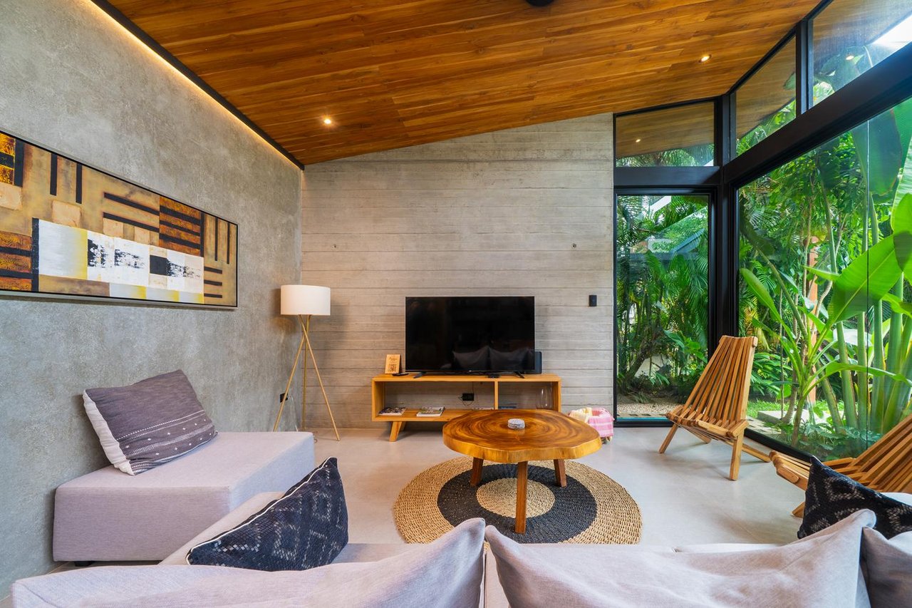 Casa Chile | Modern 3-Bedroom Home with Pool in Tamarindo, Costa Rica