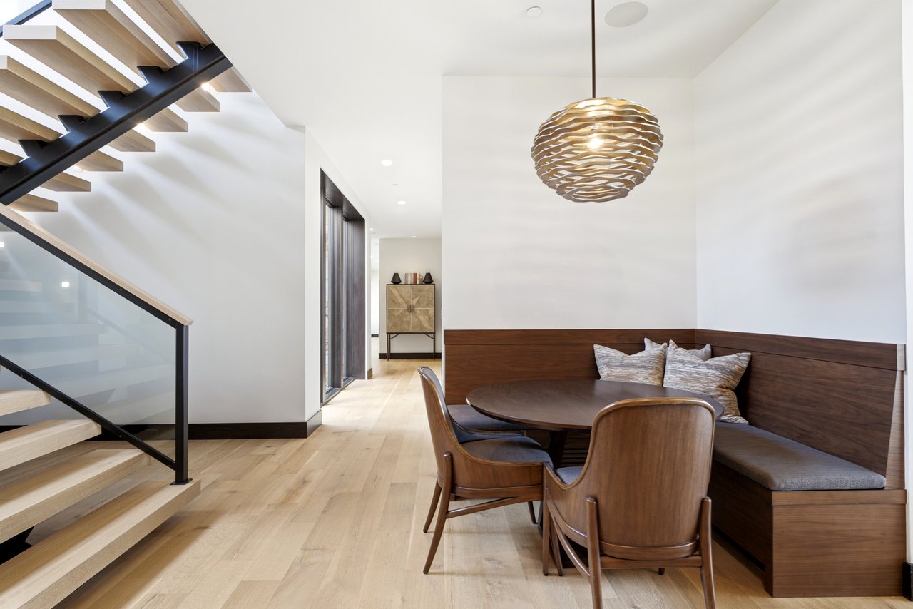Top-of-Promontory Architectural Estate — Furnished & Turnkey - Front-Row Mountain Views