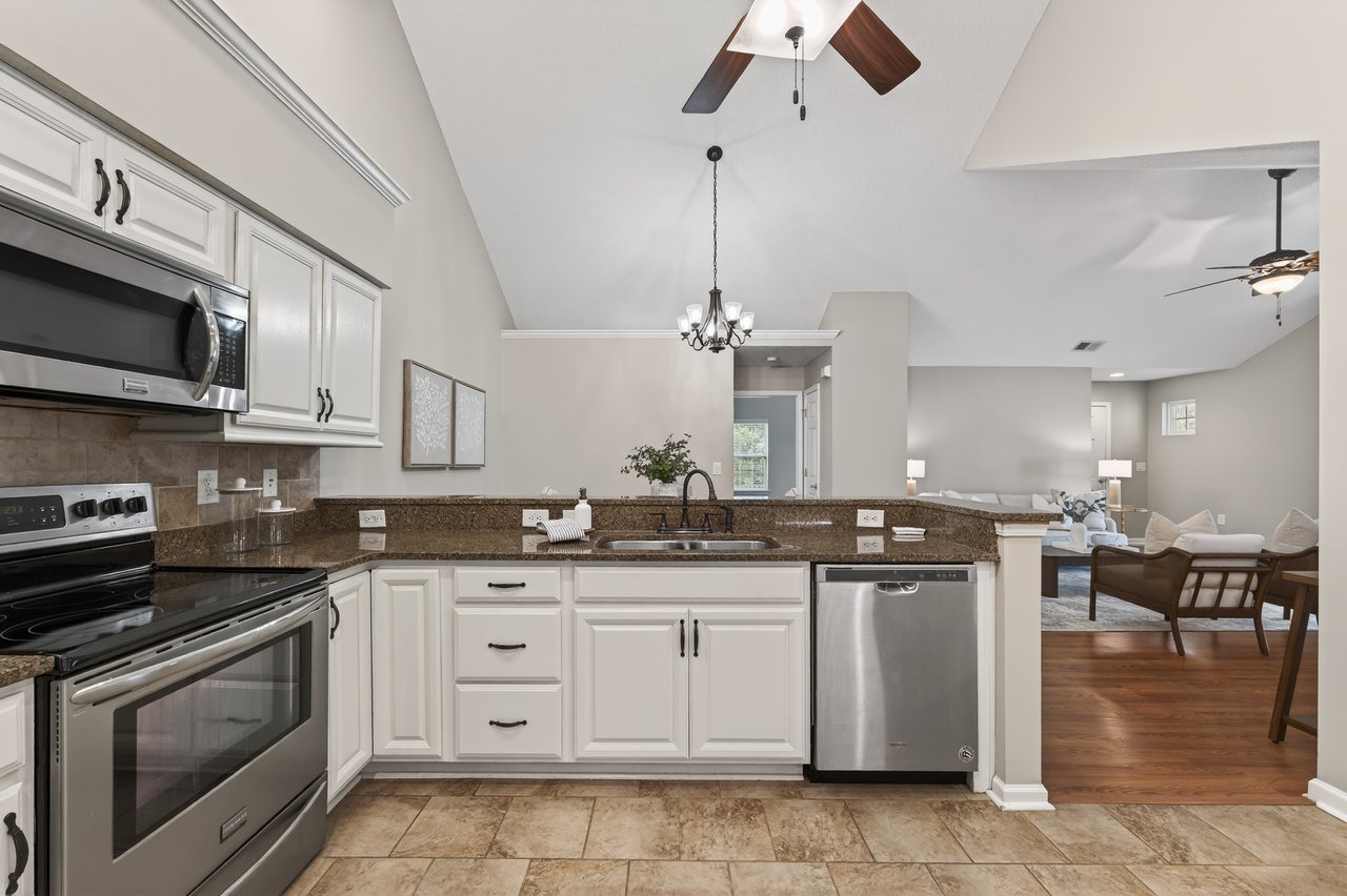 1200 Sweet Apple Circle