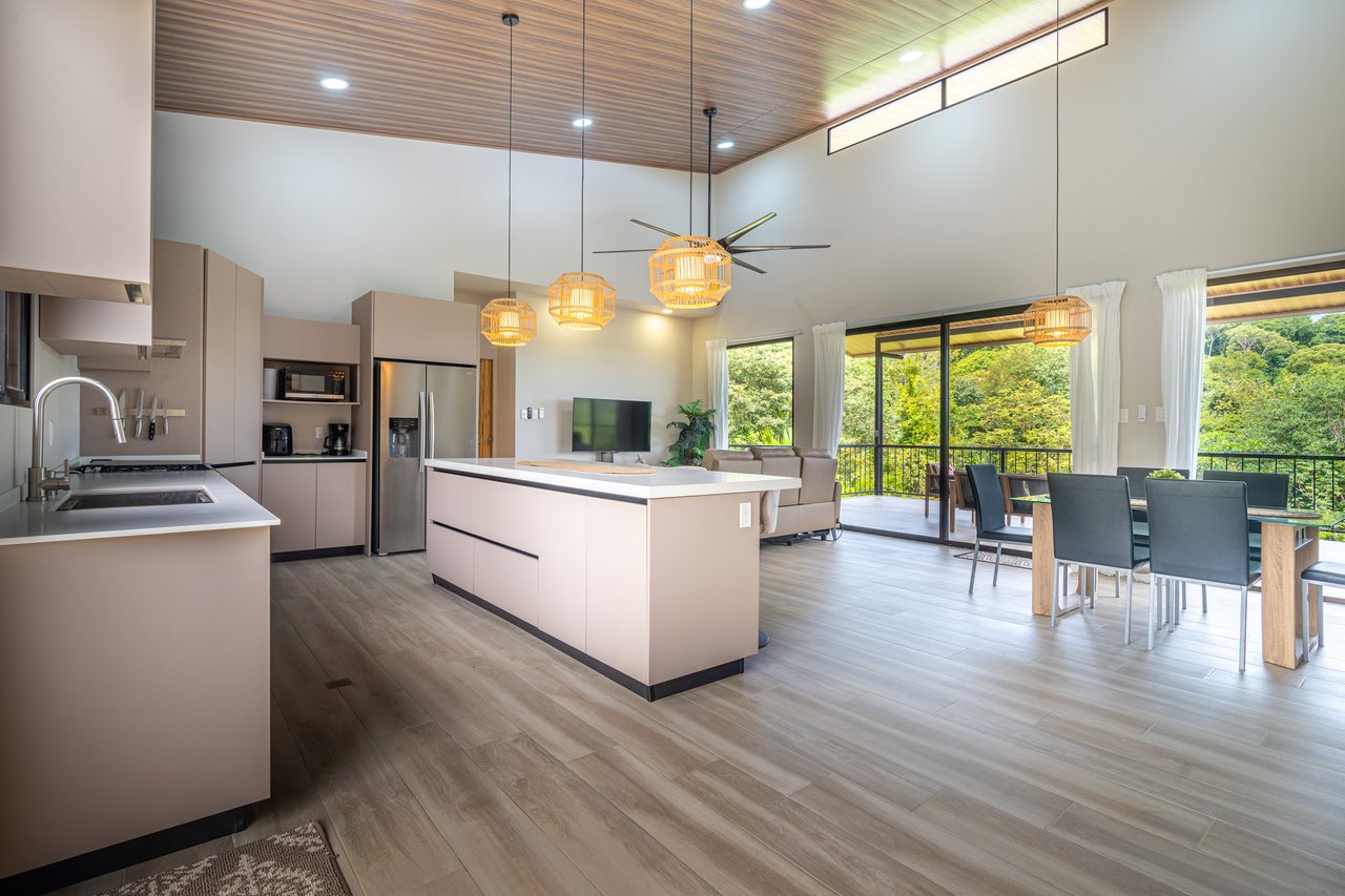 Modern Jungle Oasis in Finca Marañon – A Slice of Paradise in Ojochal, Costa Rica