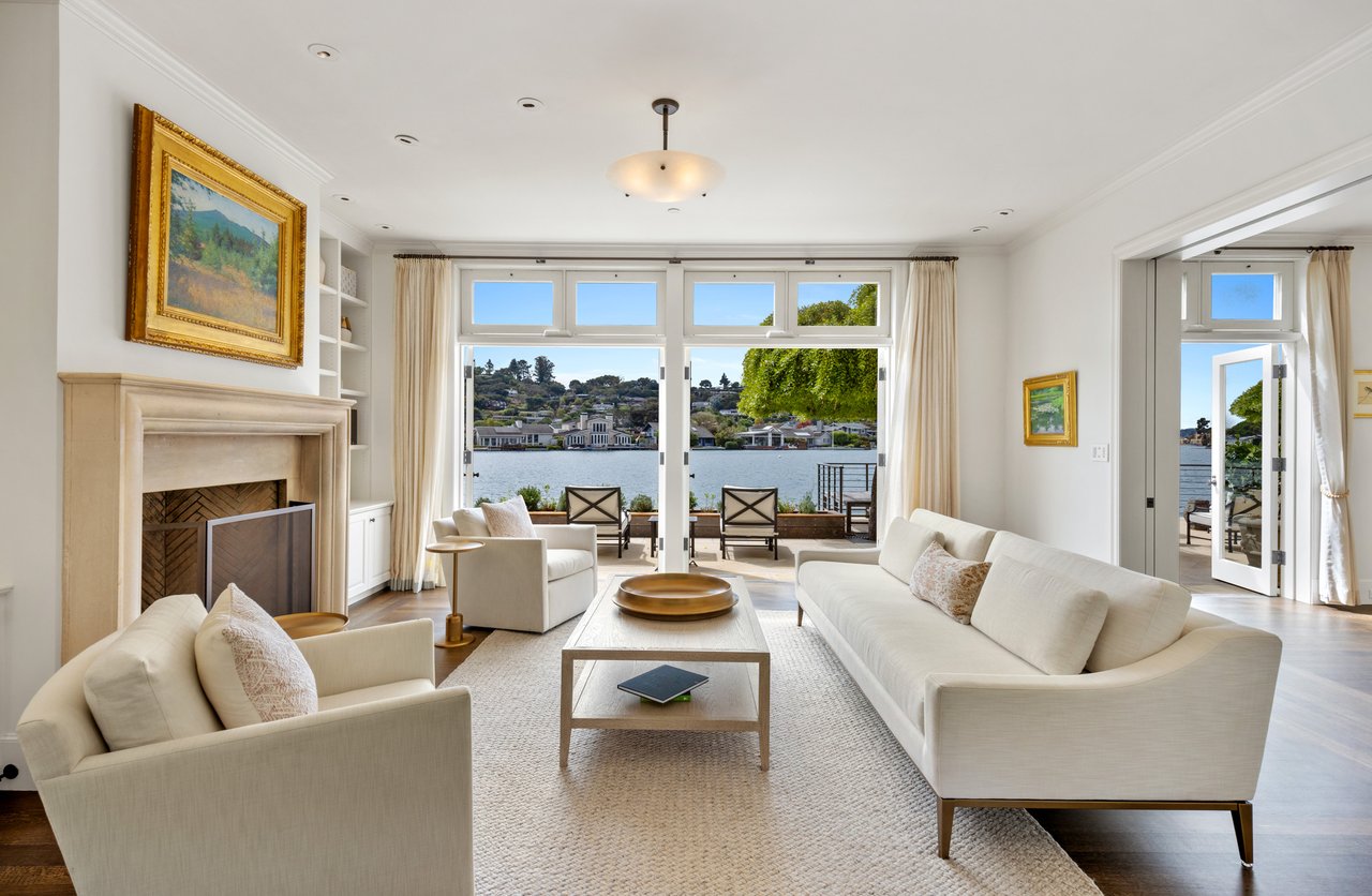 Unparalleled Design on the Belvedere Lagoon