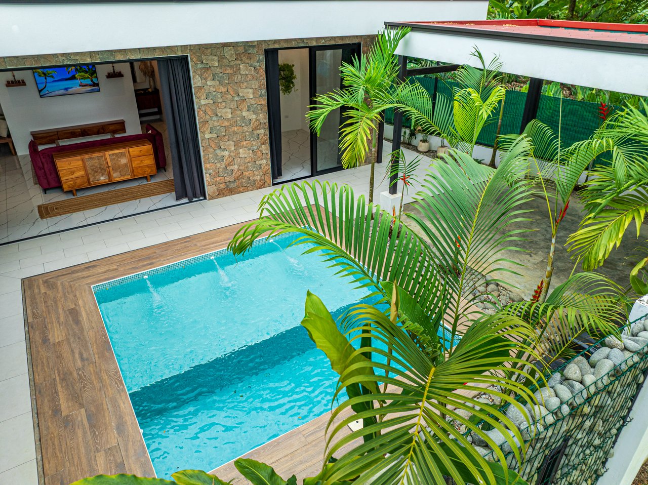 Comfortable 3-Bedroom Pool Home Near Beaches, Parks, and Restaurants