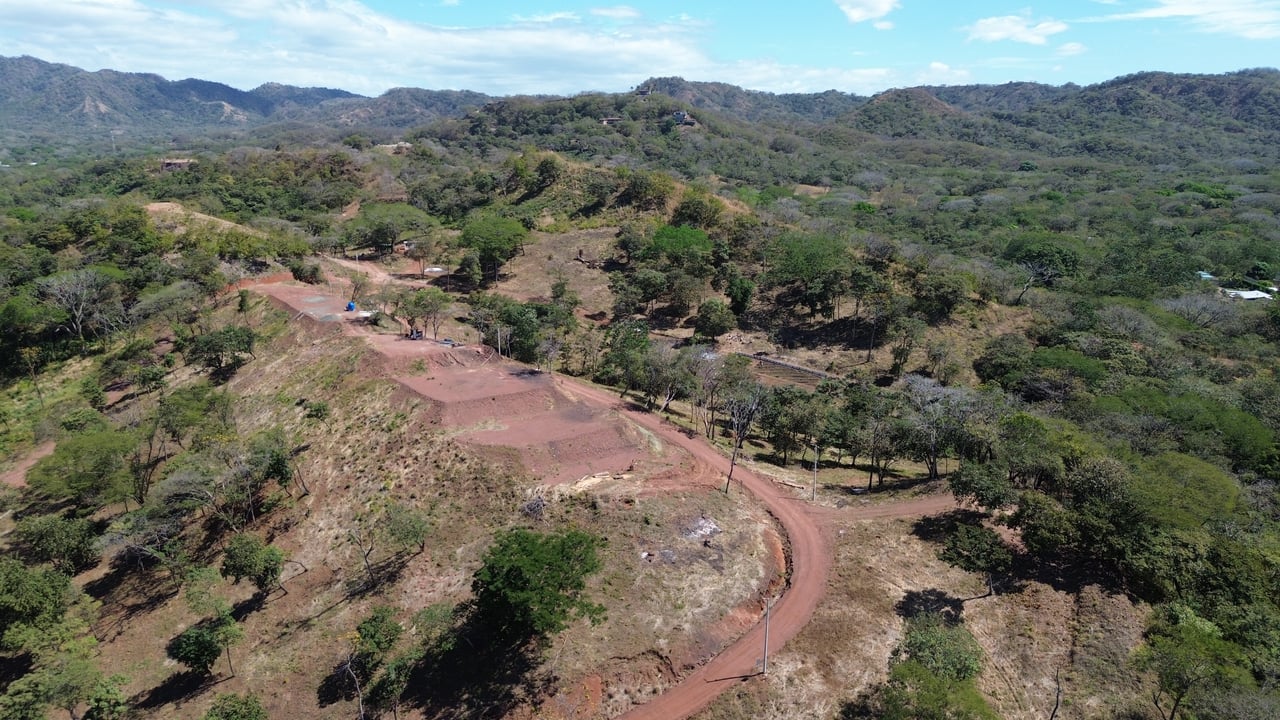 La Flora – An Exclusive Collection of 13 Estate Homesites - Huacas 