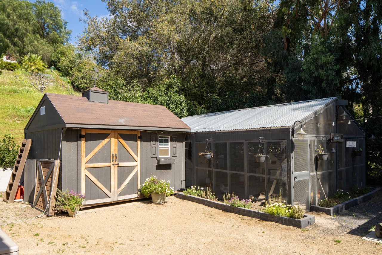 7017 Via Mariposa Sur