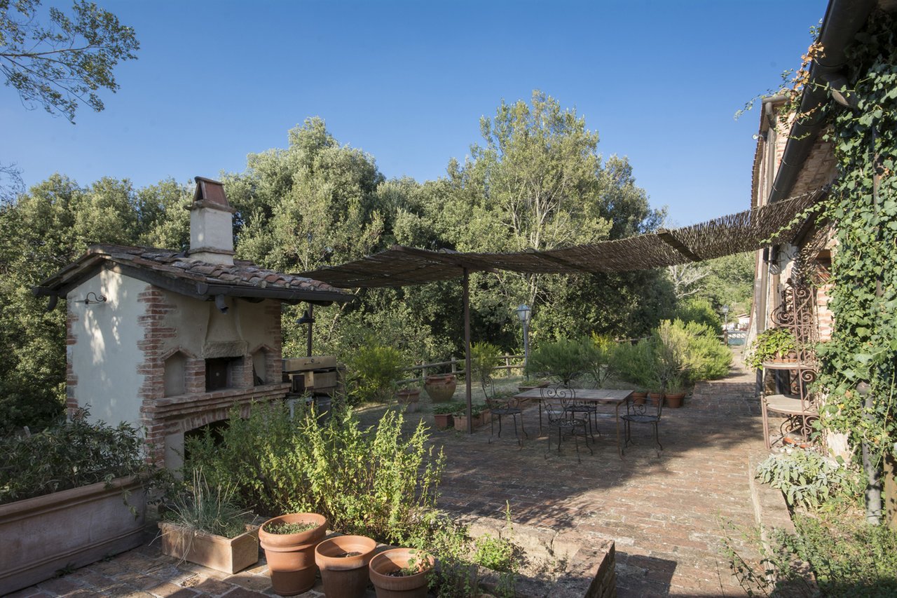 Tenuta Malacoda; Wine & Agricultural Estate