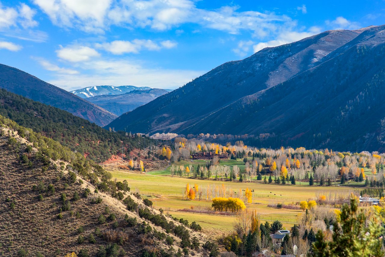 Tuscany-Inspired Estate with Panoramic Mt. Sopris Views