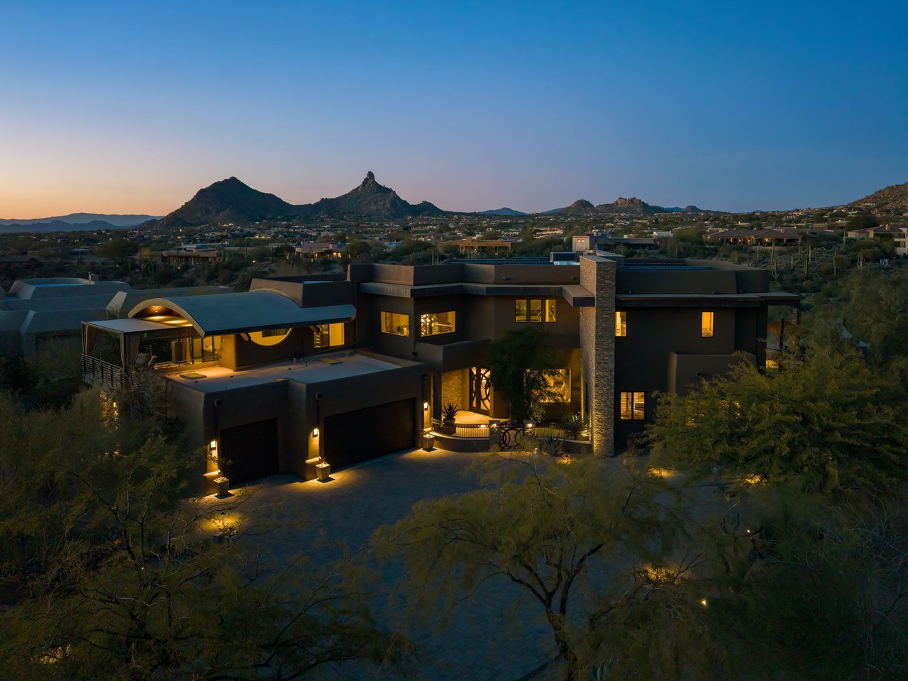 10570 E Pinnacle Peak Road