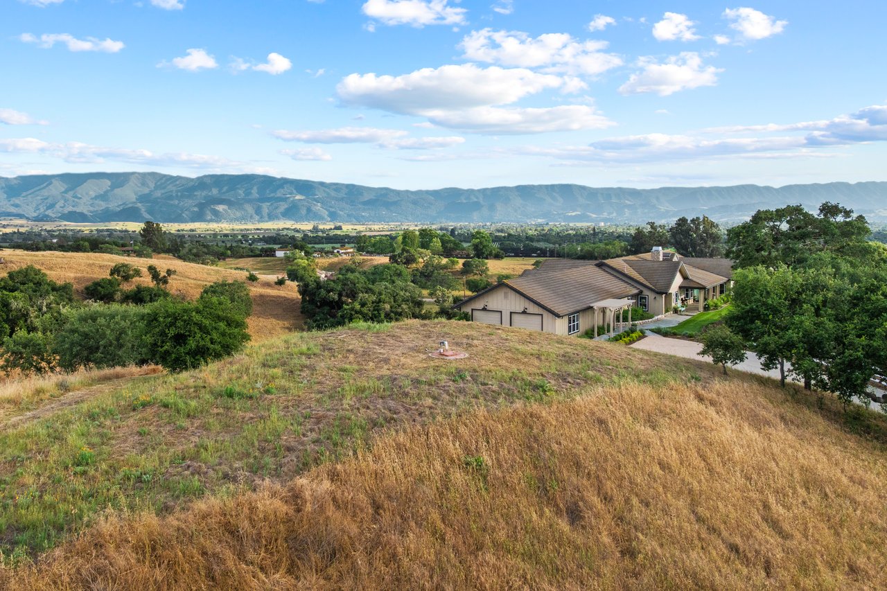 Modern Farmhouse with Sweeping Valley Views