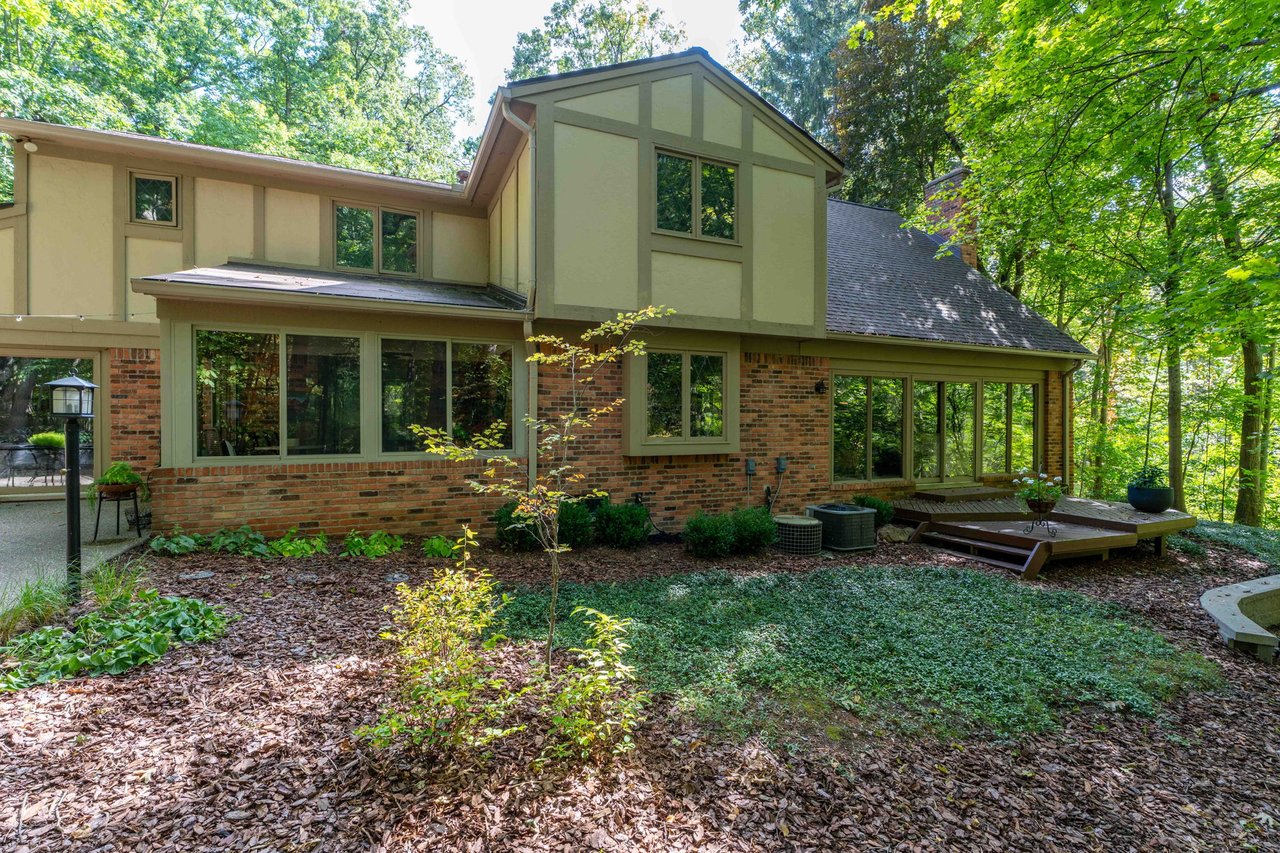 1100 Bretton Lane, Bloomfield Hills