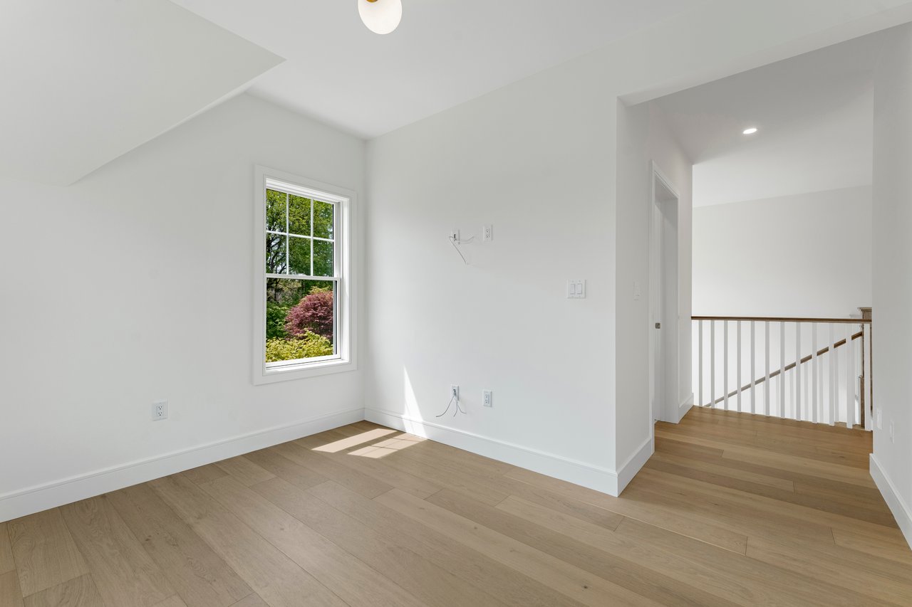 229 Bogert Pl