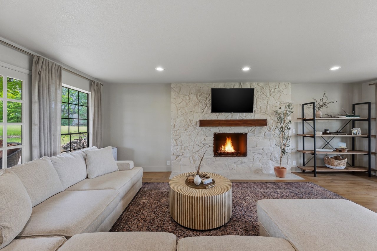 Acreage, Updated, All Near All Saints Episcopal School