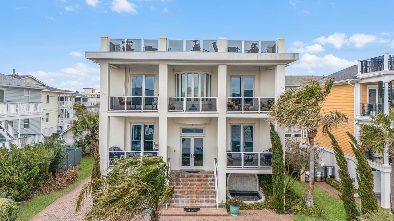 8 18th Street 