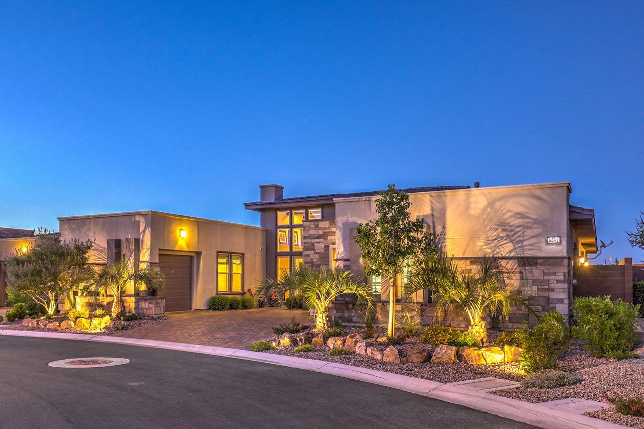 6841 Silver Crescent