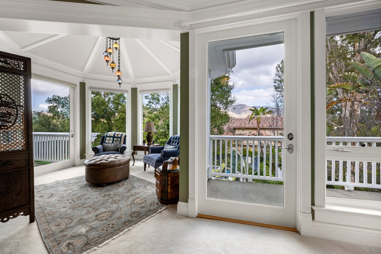 5163 Lakeview Canyon Road