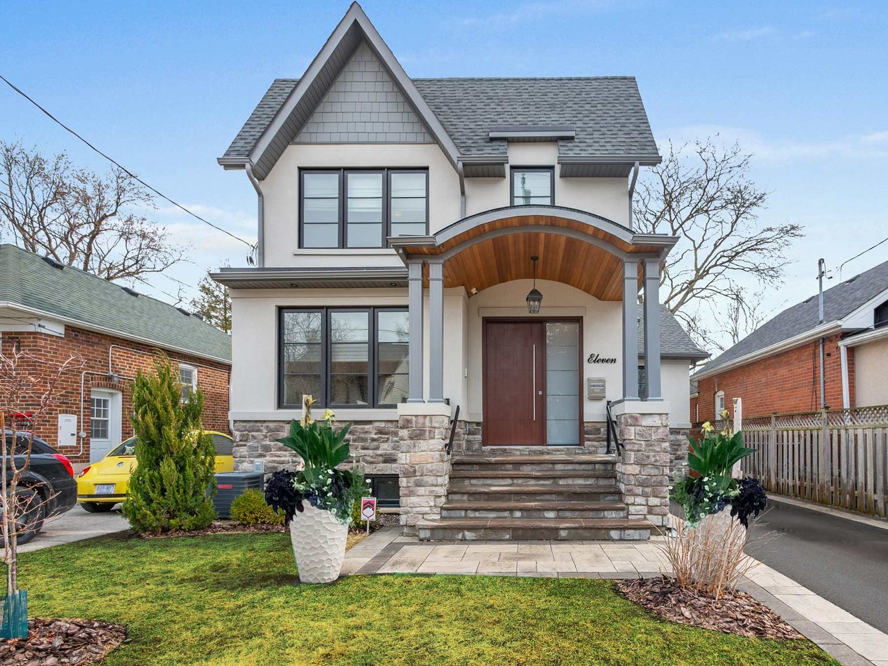 11 Valhalla Blvd