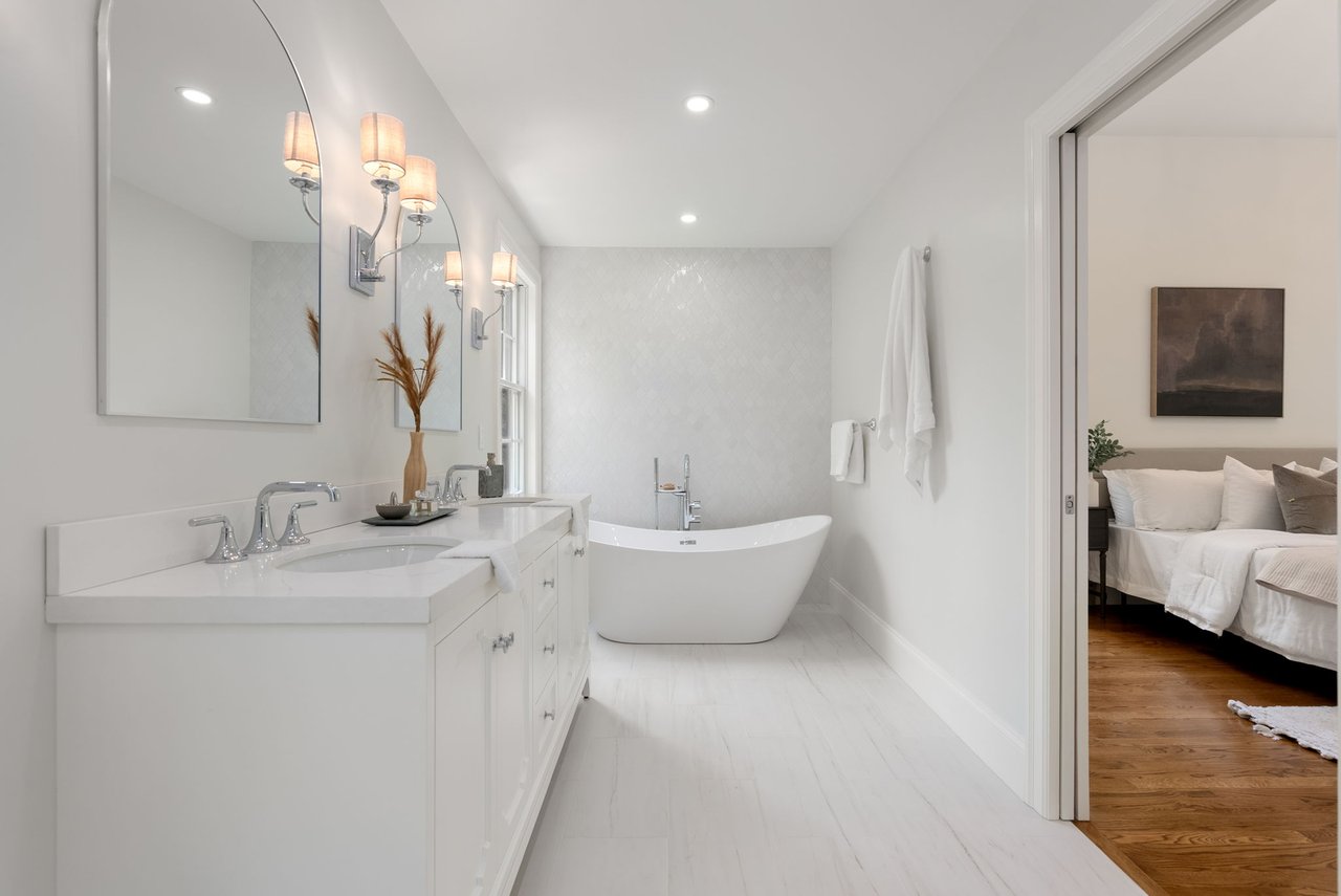 26 Bittersweet Lane, Weston, MA 02493