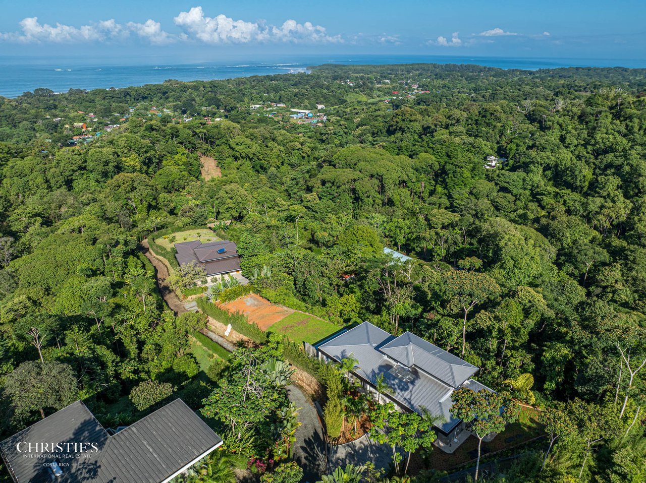 Brand New Contemporary Tropical Villa Overlooking the Iconic Whale’s Tail 