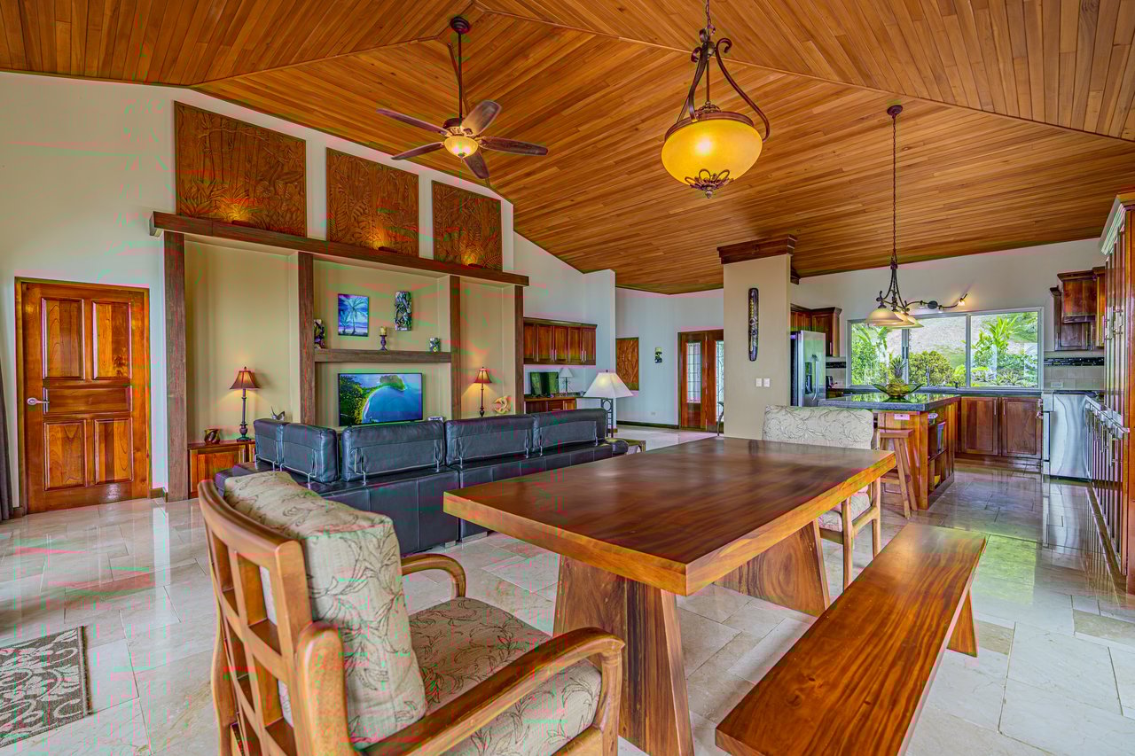 Ultra-Private Whale’s Tail View in Costa Verde Estates