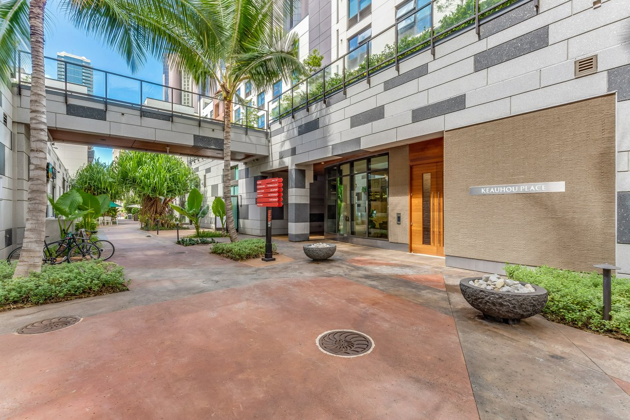 555 South Street Unit #1205
