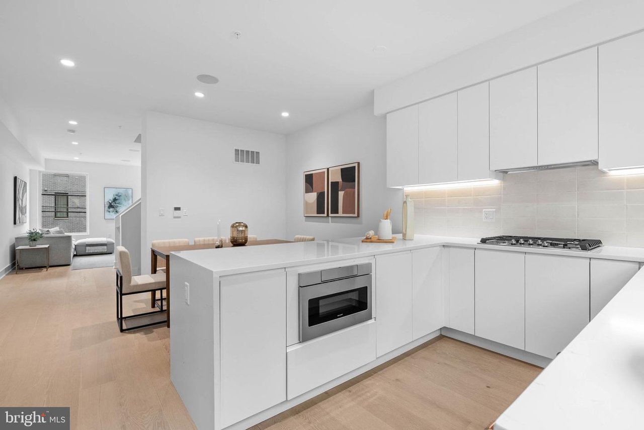 650 Fairmount Ave #I3, Philadelphia, PA 19123