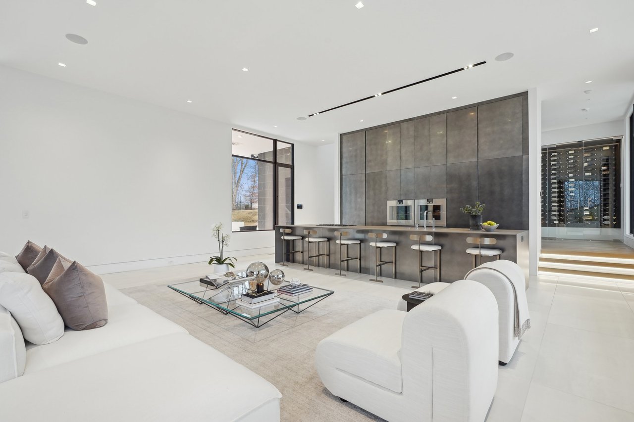 62 Geiger Ln Warren, NJ 07059