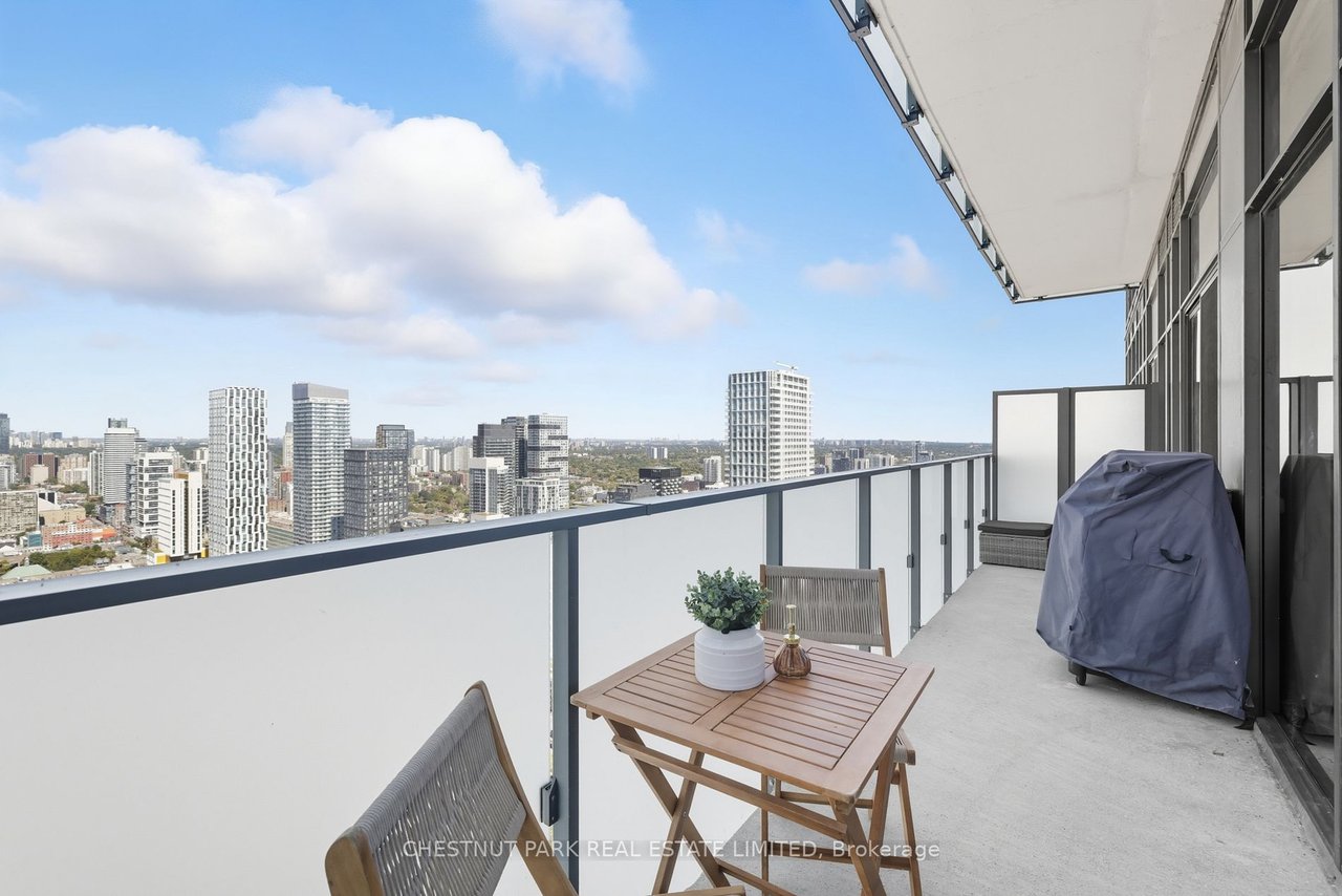 PRESTIGEOUS PENTHOUSE AT 20 LOMBARD