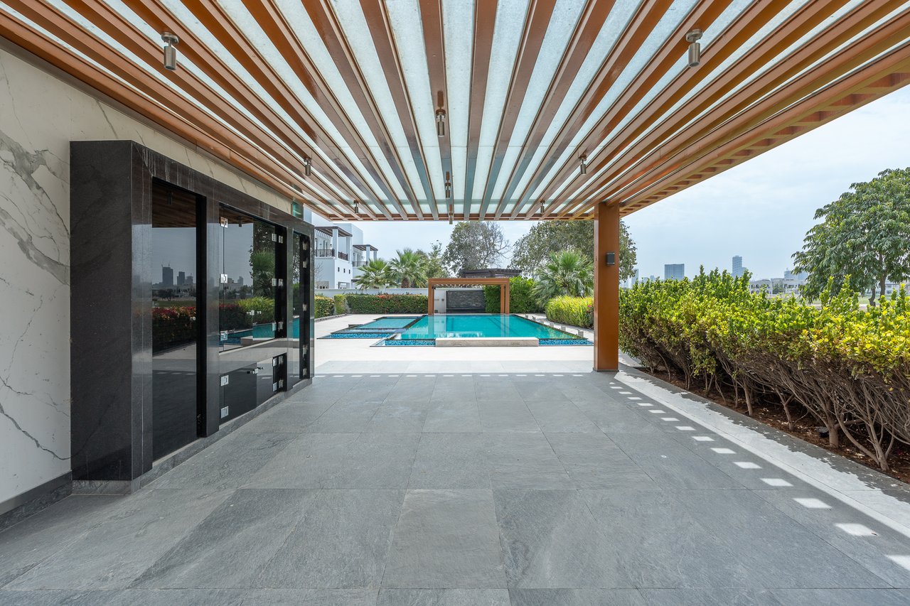 Emirates Hills Villa 