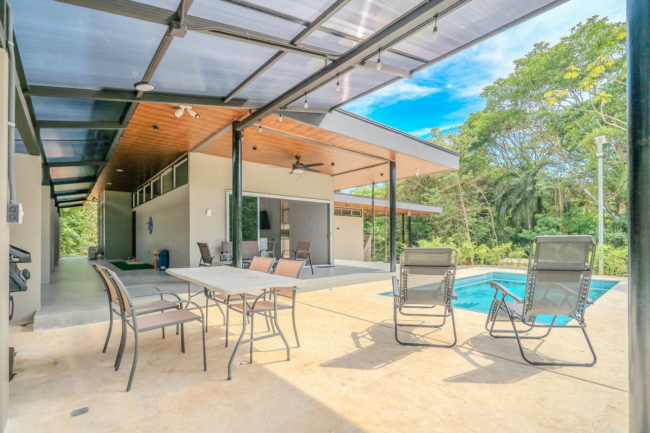 Brand New Tropical Jungle Home in Ojochal