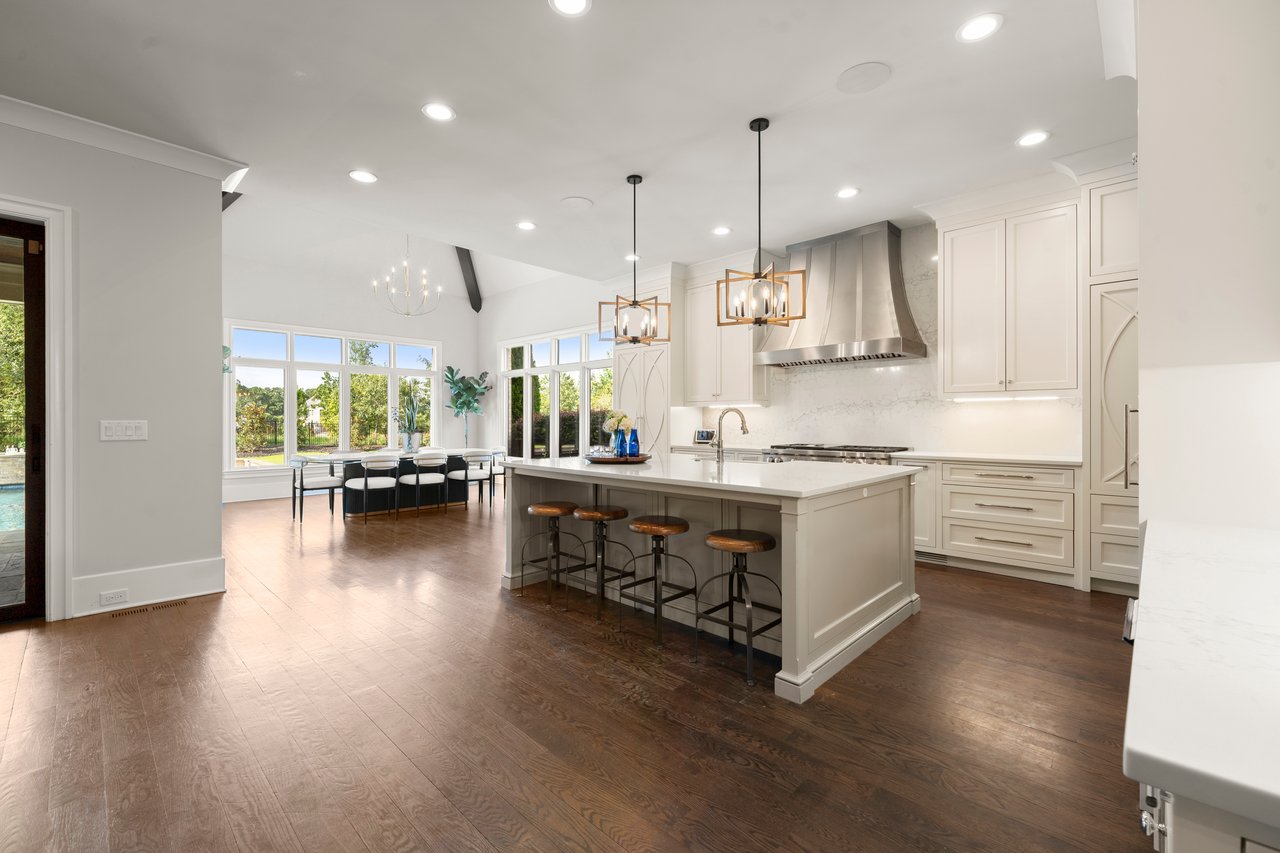  10160 Cedar Ridge Drive
