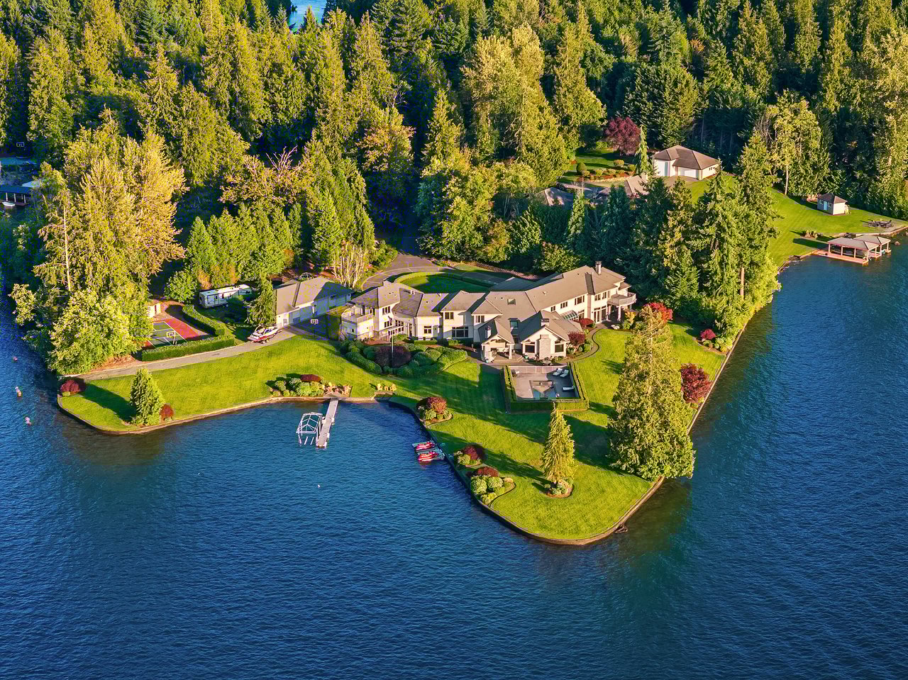 Legacy Snag Island Estate