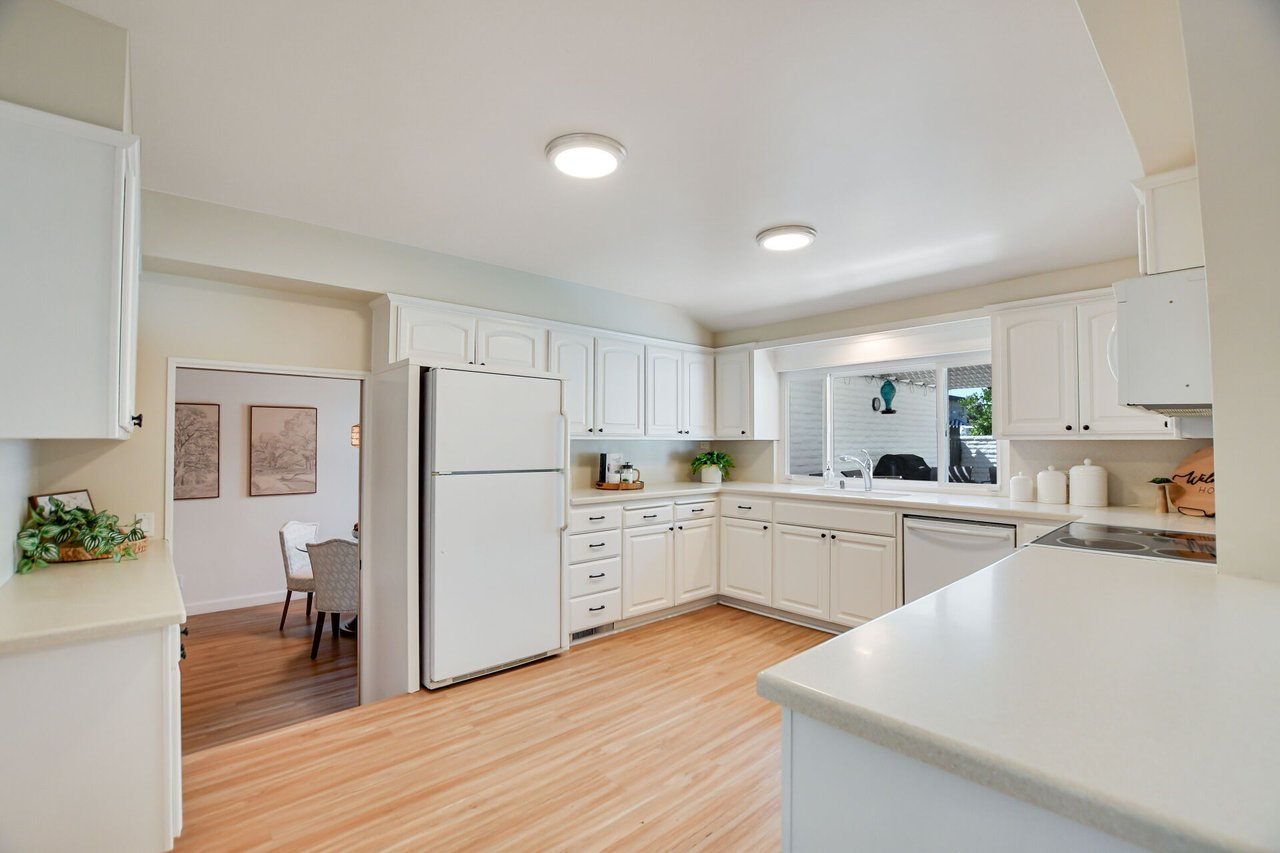 2354 8th Street