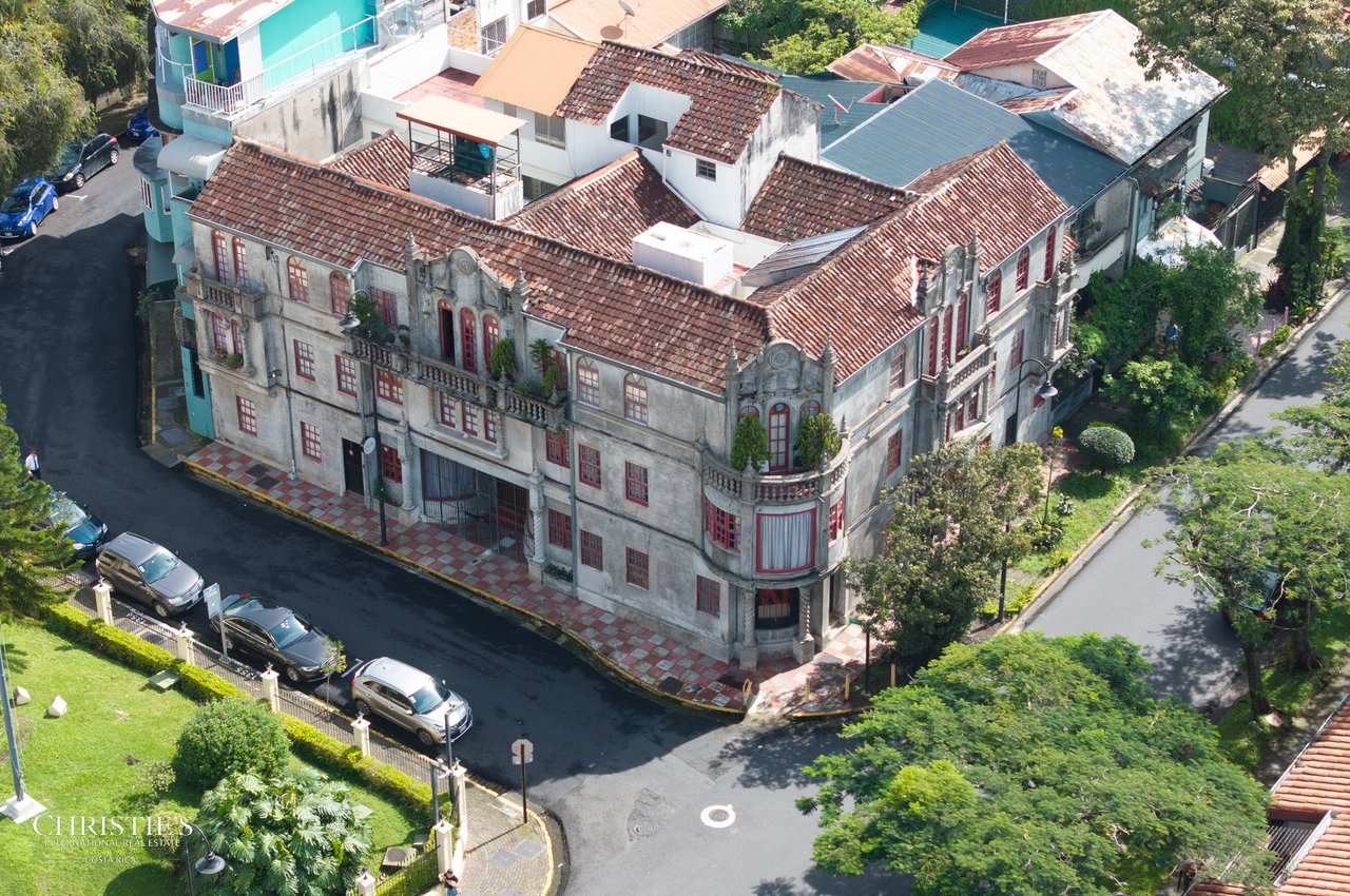 Edificio Jiménez- A Timeless Architectural Gem in Historic San José