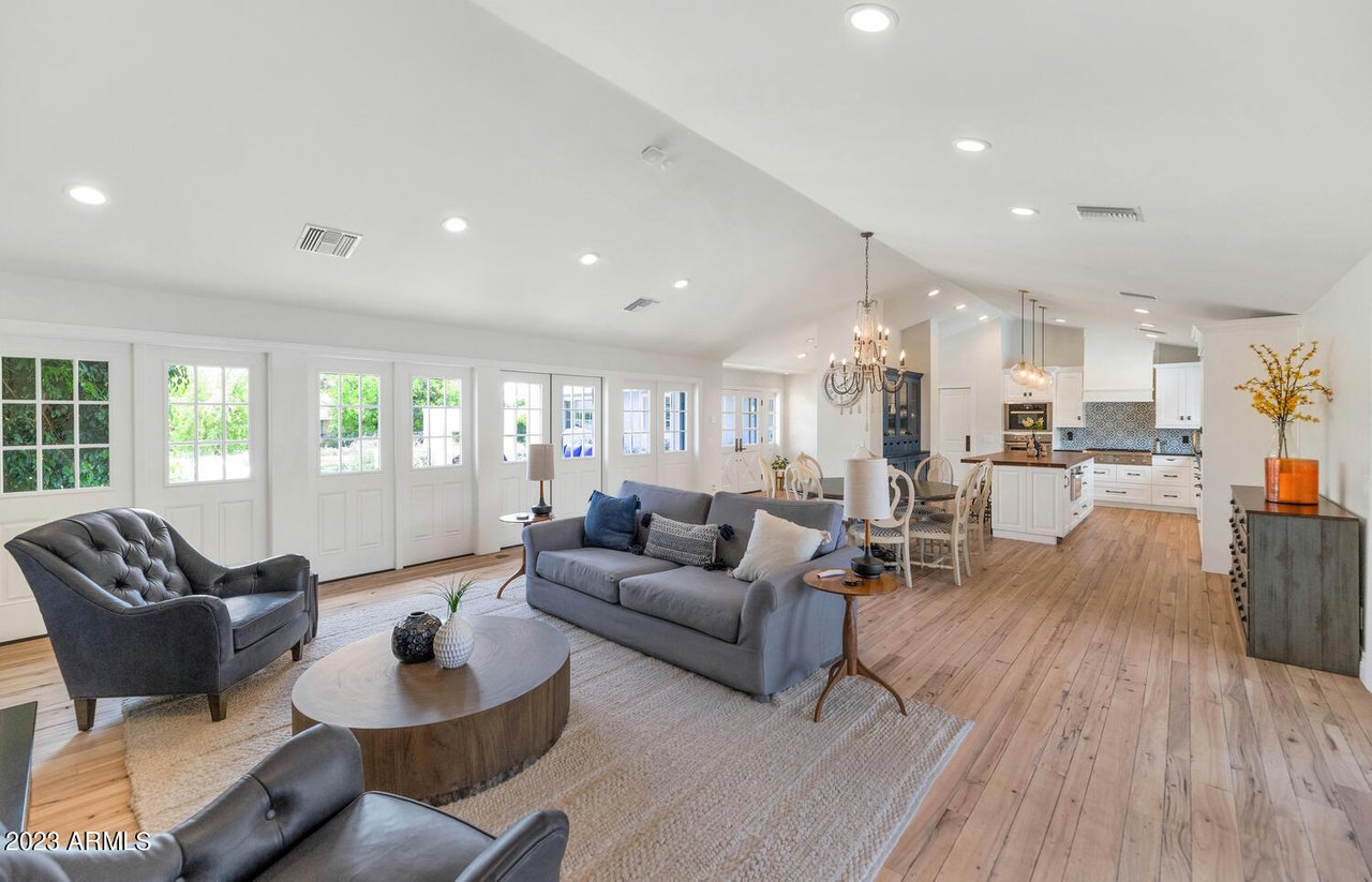 Just Sold: 4474 E Calle Del Norte