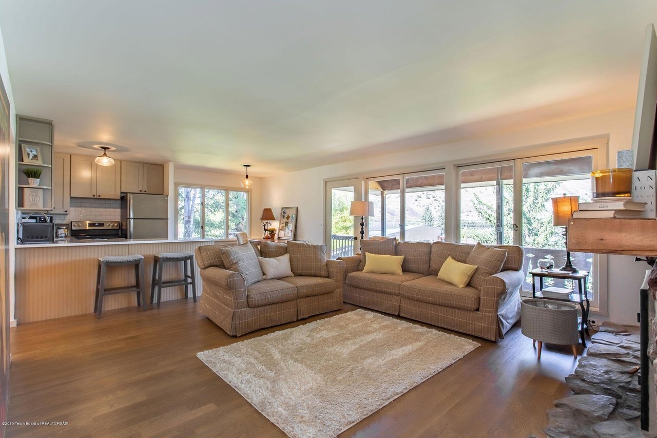 465 Aspen Dr, #3